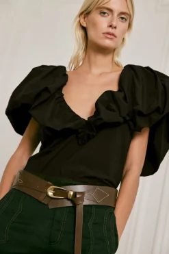Trending Now-Johanna Ortiz Vientos Salvajes Top In Black